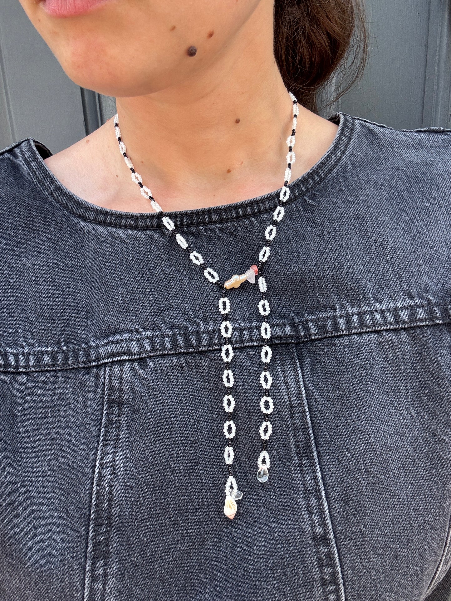 YONA KOHEN LES FILLES BLACK AND WHITE NECKLACE