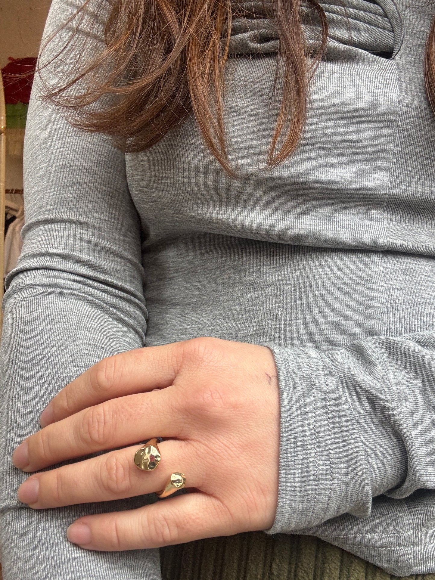 ARIYA VENUS CUFF RING GOLD