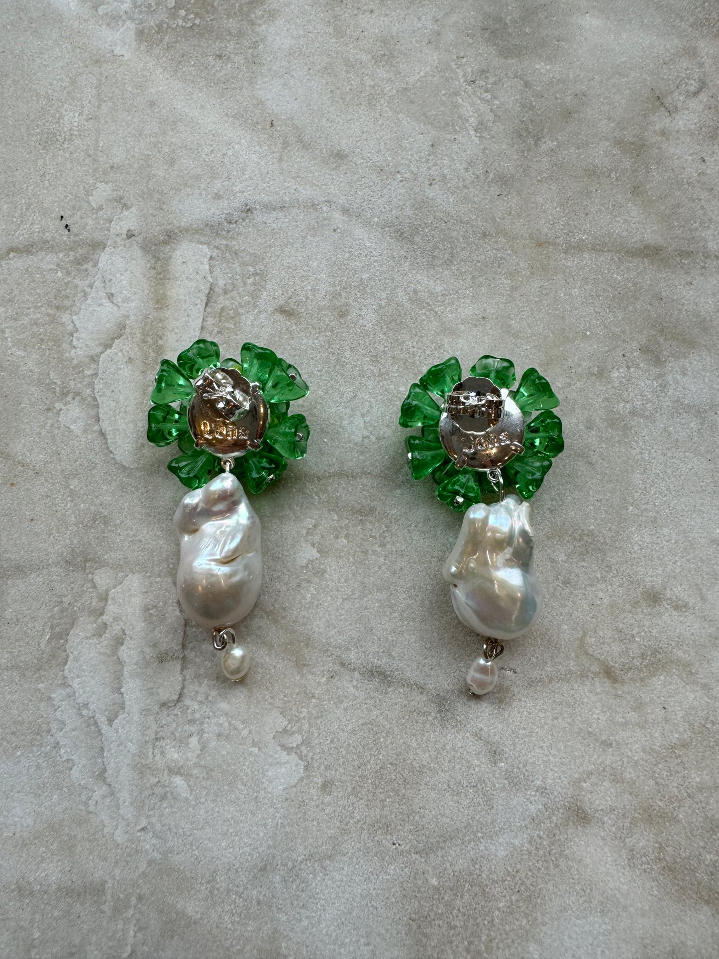 UCHA BLOOMING EARRINGS PEARL GREEN