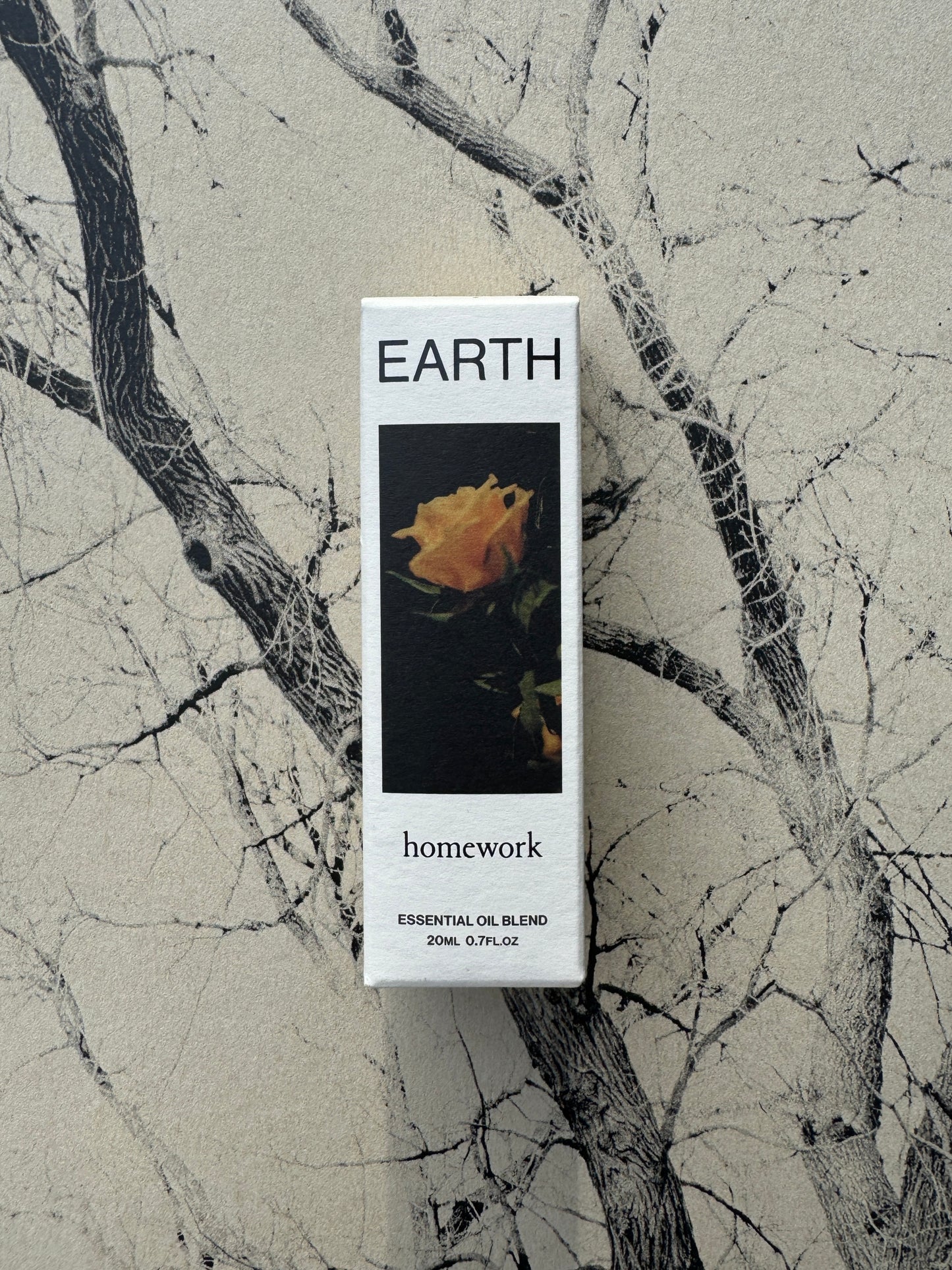 HOMEWORK ESSENTIAL OIL BLEND EARTH