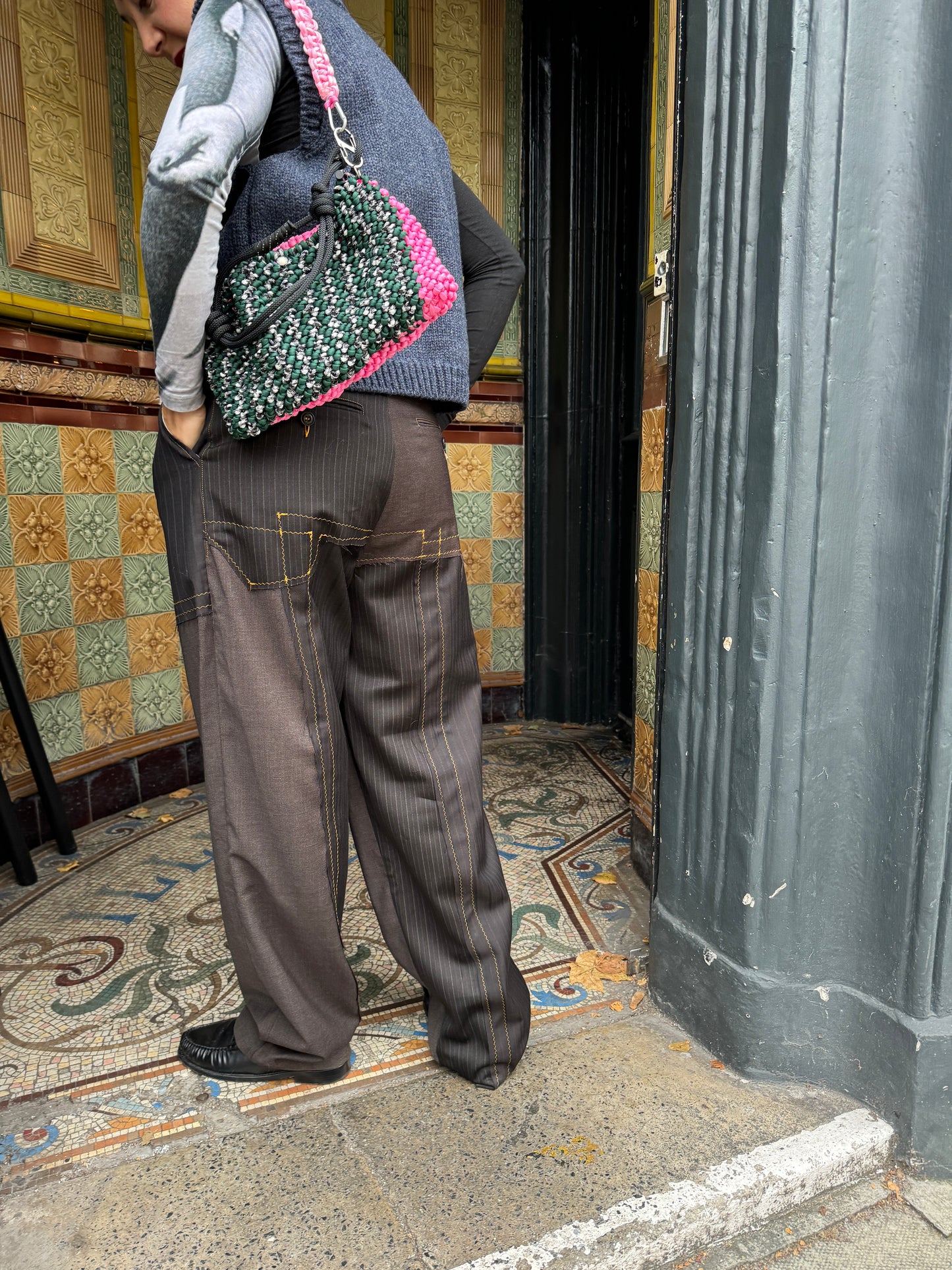 EELLS KIDD TROUSERS BROWN