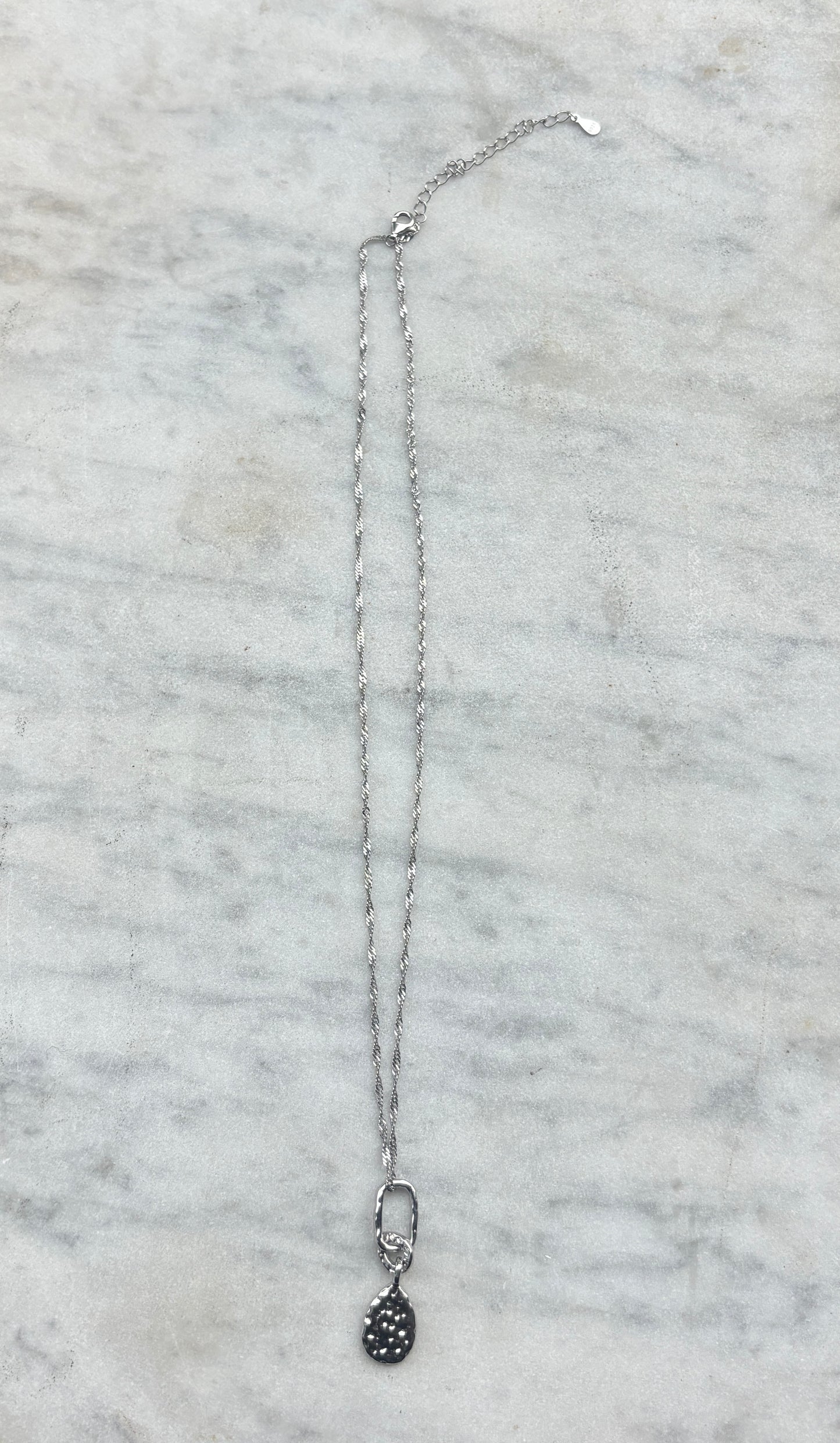 ARIYA CLIO NECKLACE SILVER