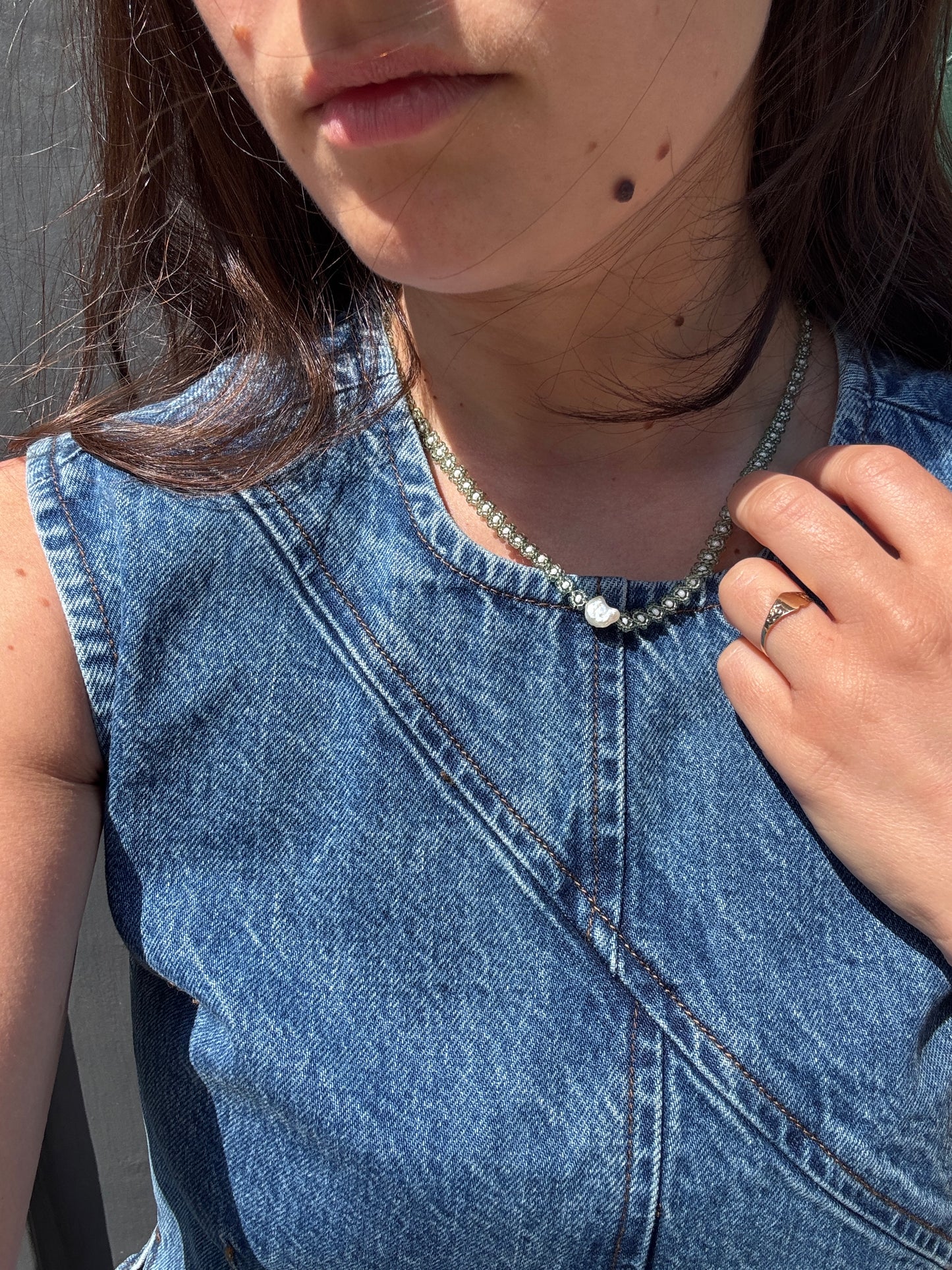 YONA KOHEN DAISY CHAIN IN SAGE GREEN AND PEARL