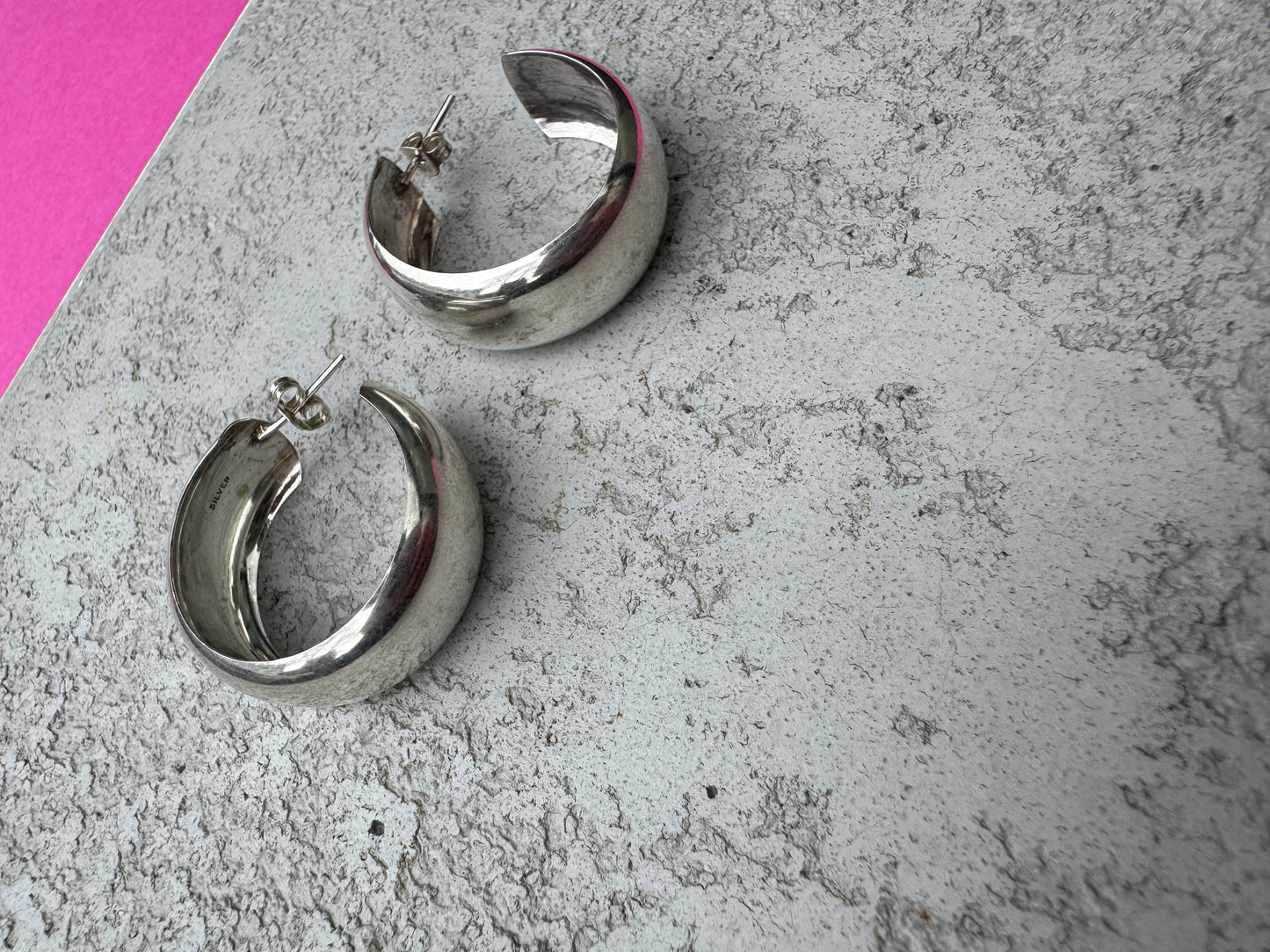 SACROSANCT CURVED EDGE LARGE HUGGIES