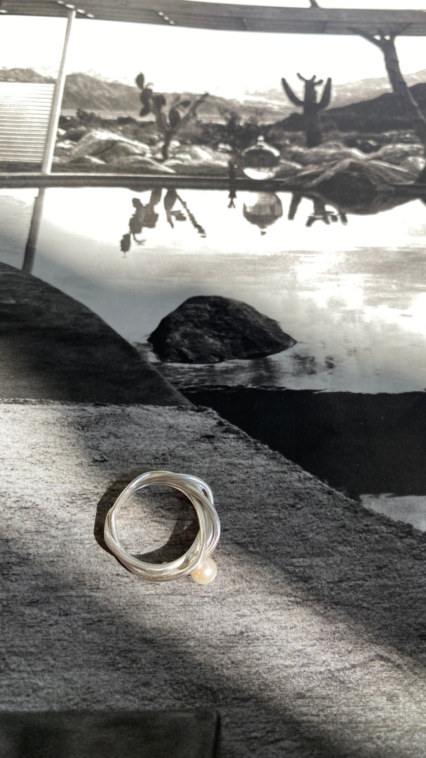 CAROLINA DE BARROS PEROLA LIANA STERLING SILVER RING