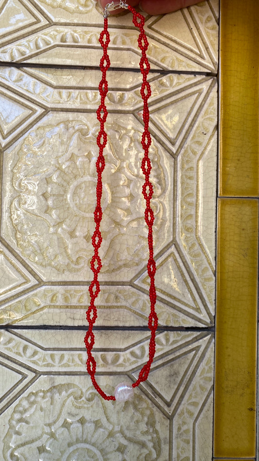 YONA KOHEN SIROCCO LOOP NECKLACE IN RED