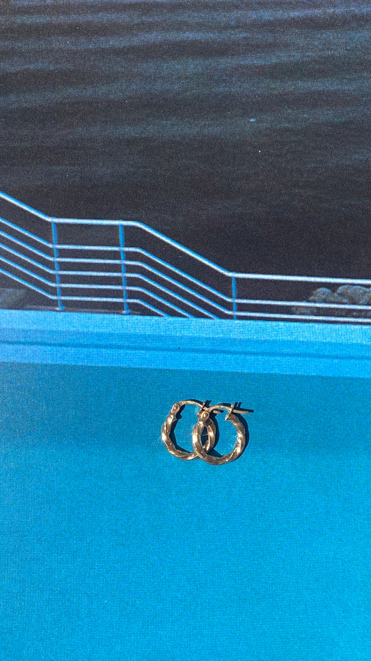 MINI 9CT TWIST GOLD HOOPS