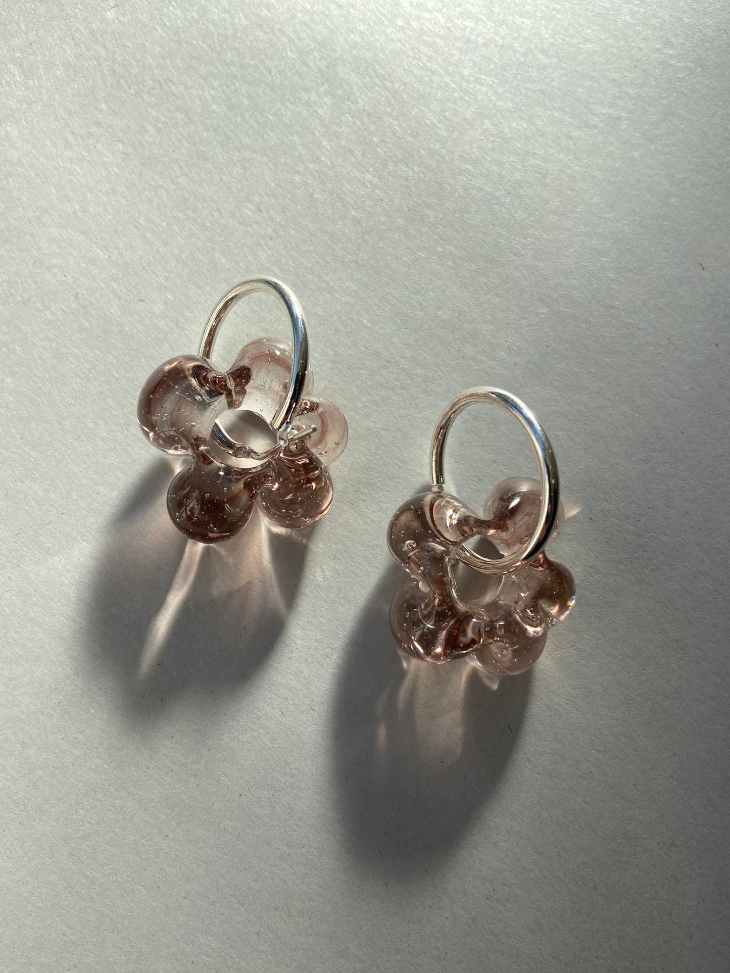 SISI JOIA FLEUR EARRINGS CLEAR PINK