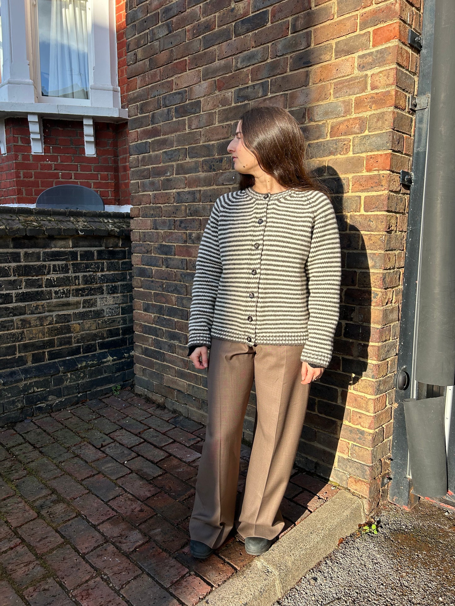 YETTON CARDIGAN GREY AND CREAM