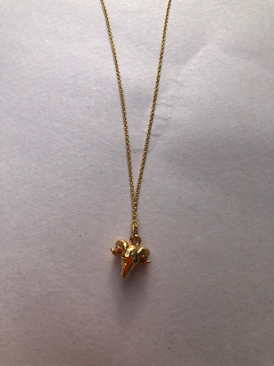 TROBAK MEDIUM RAM CHARM GOLD