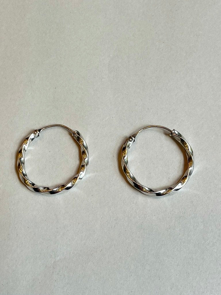 SACROSANCT TWIST HOOPS SILVER