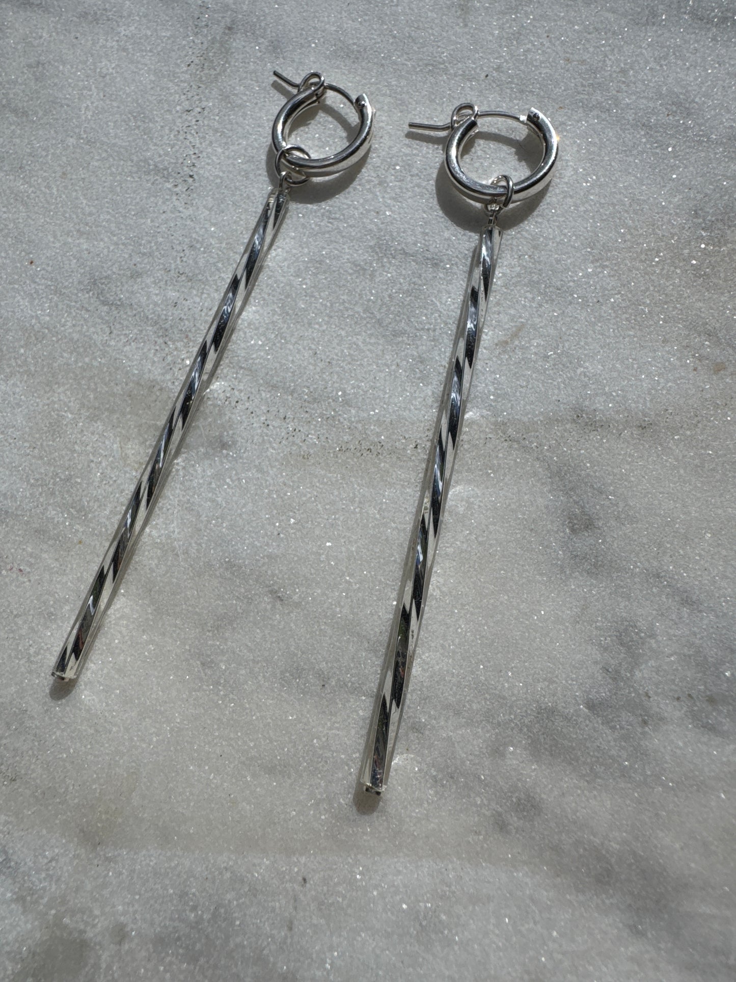 SISI JOIA ROD EARRINGS TWISTED SILVER