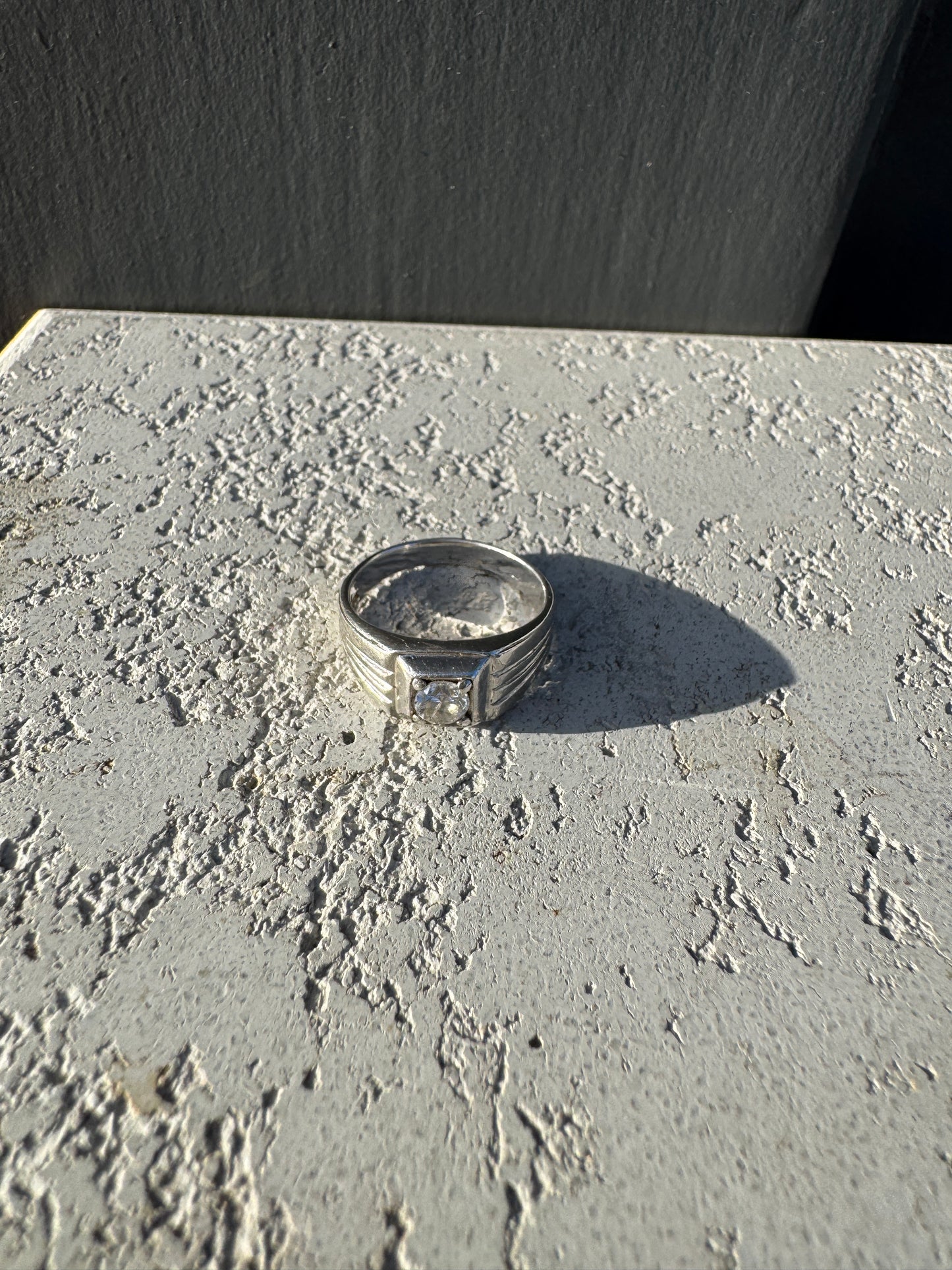 SACROSANCT QUARTZ STONE RING