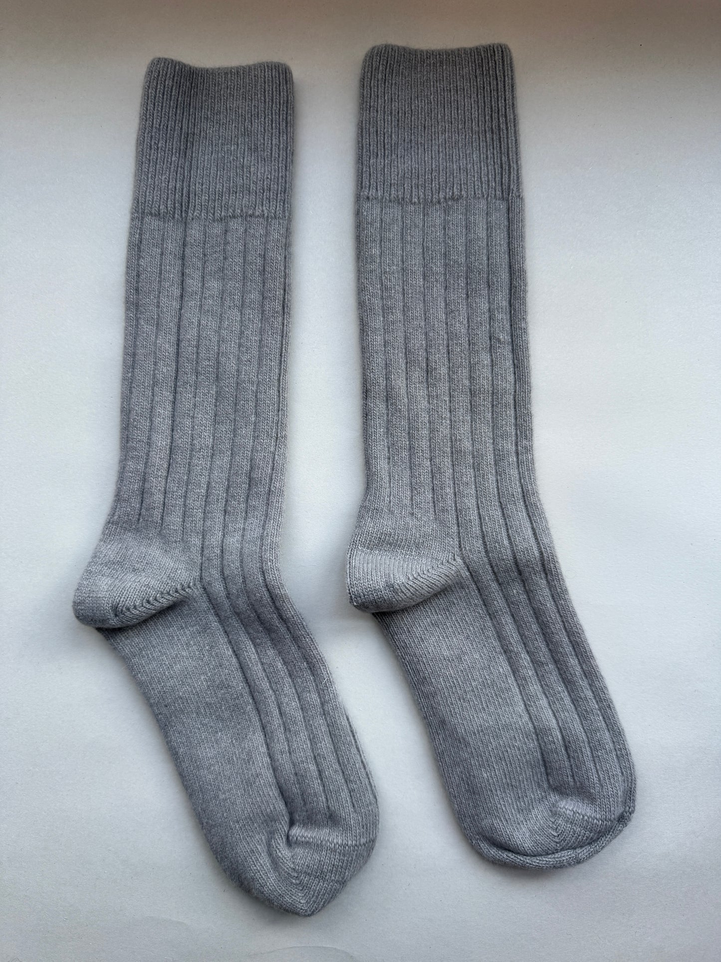 PAIRS BED SOCKS MERINO CORRECT GREY