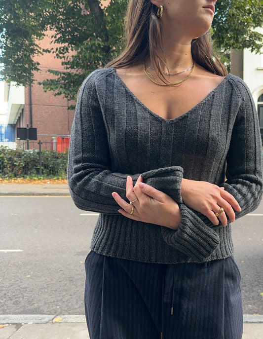 UNA HAYDE KNITTED JUMPER GREY