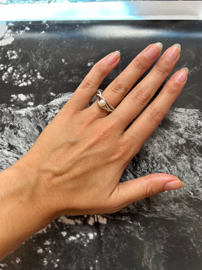 CAROLINA DE BARROS PEROLA LIANA STERLING SILVER RING