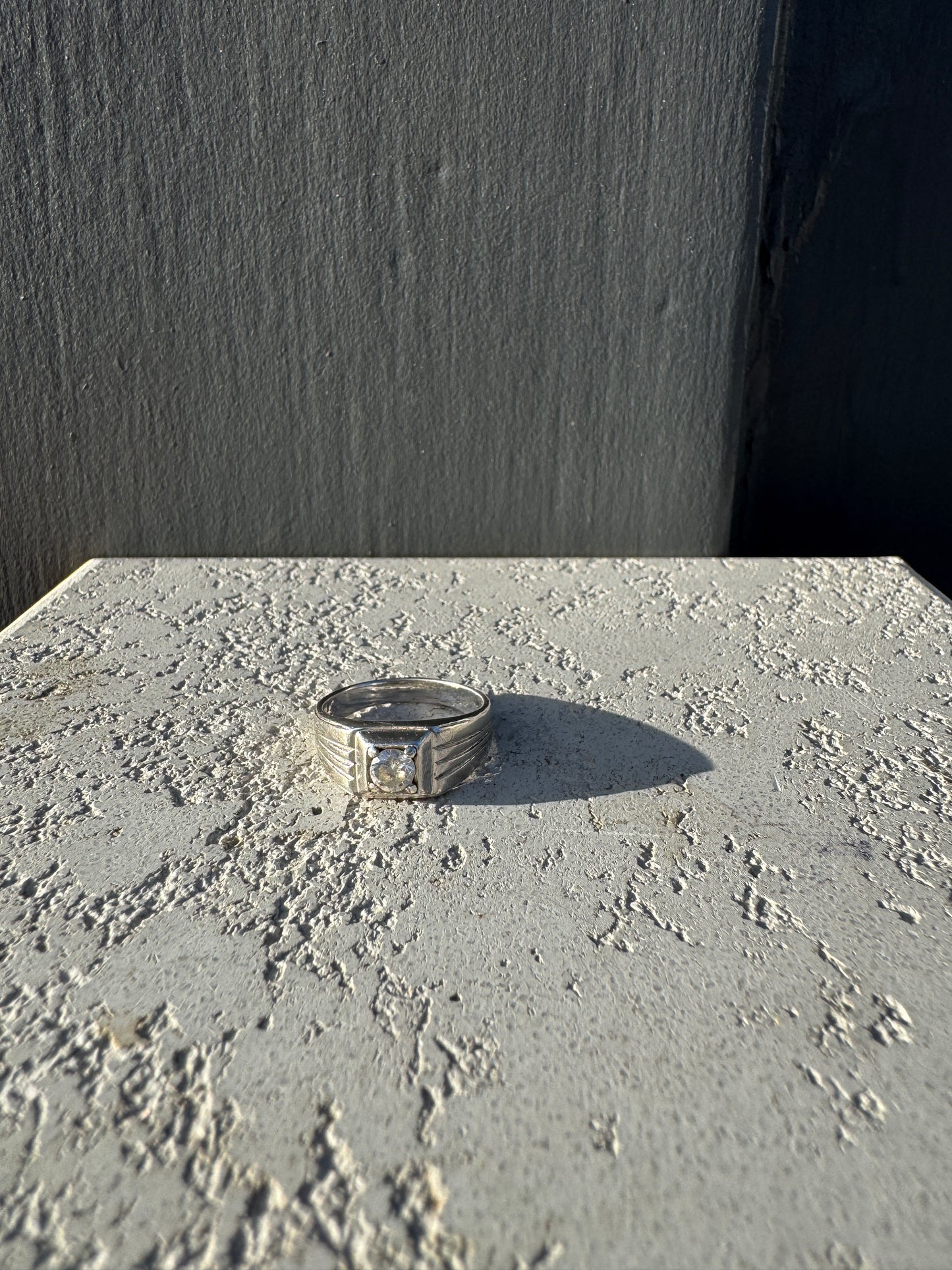 SACROSANCT QUARTZ STONE RING