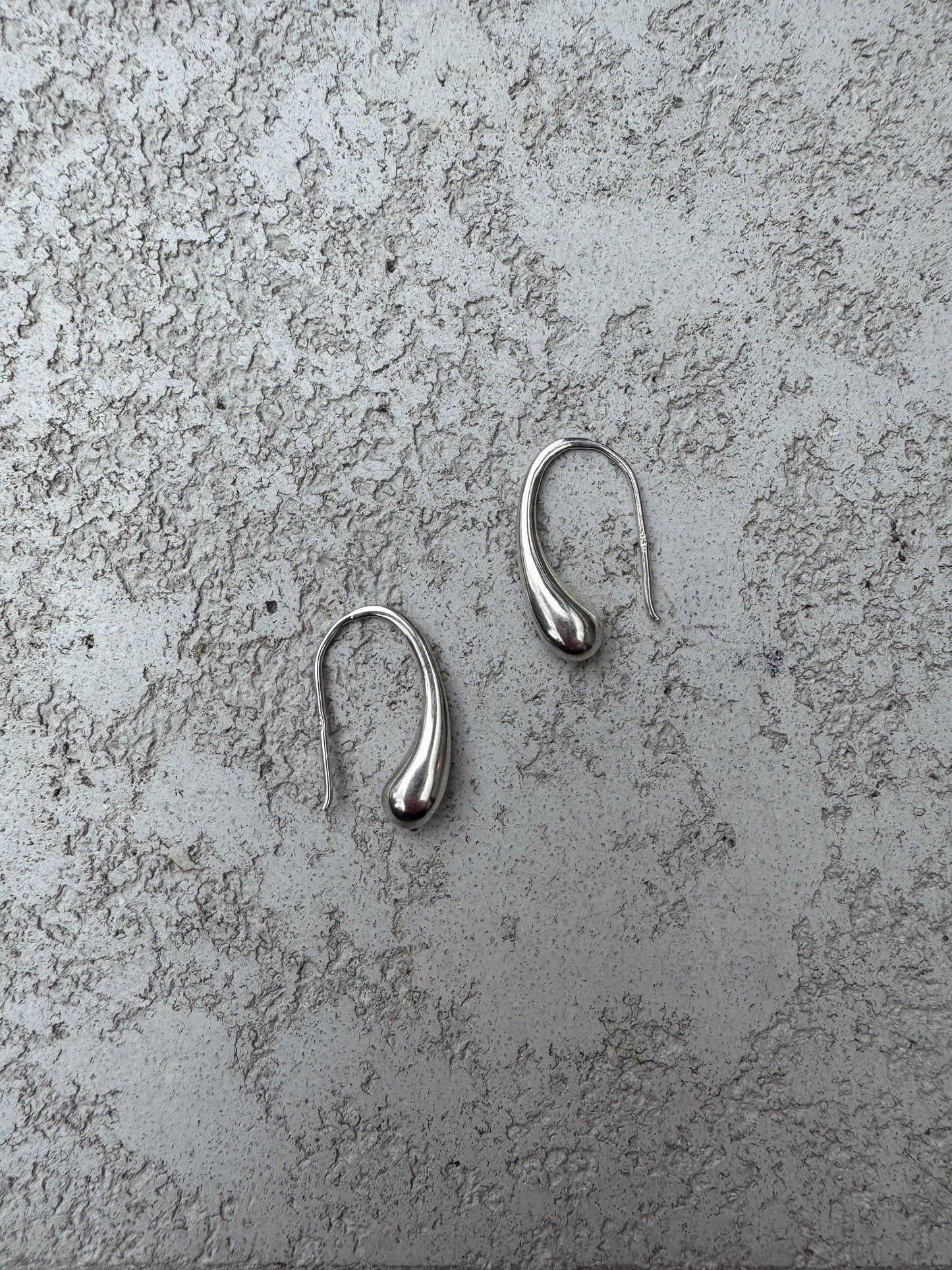 SACROSANCT SILVER DROPLET EARRINGS