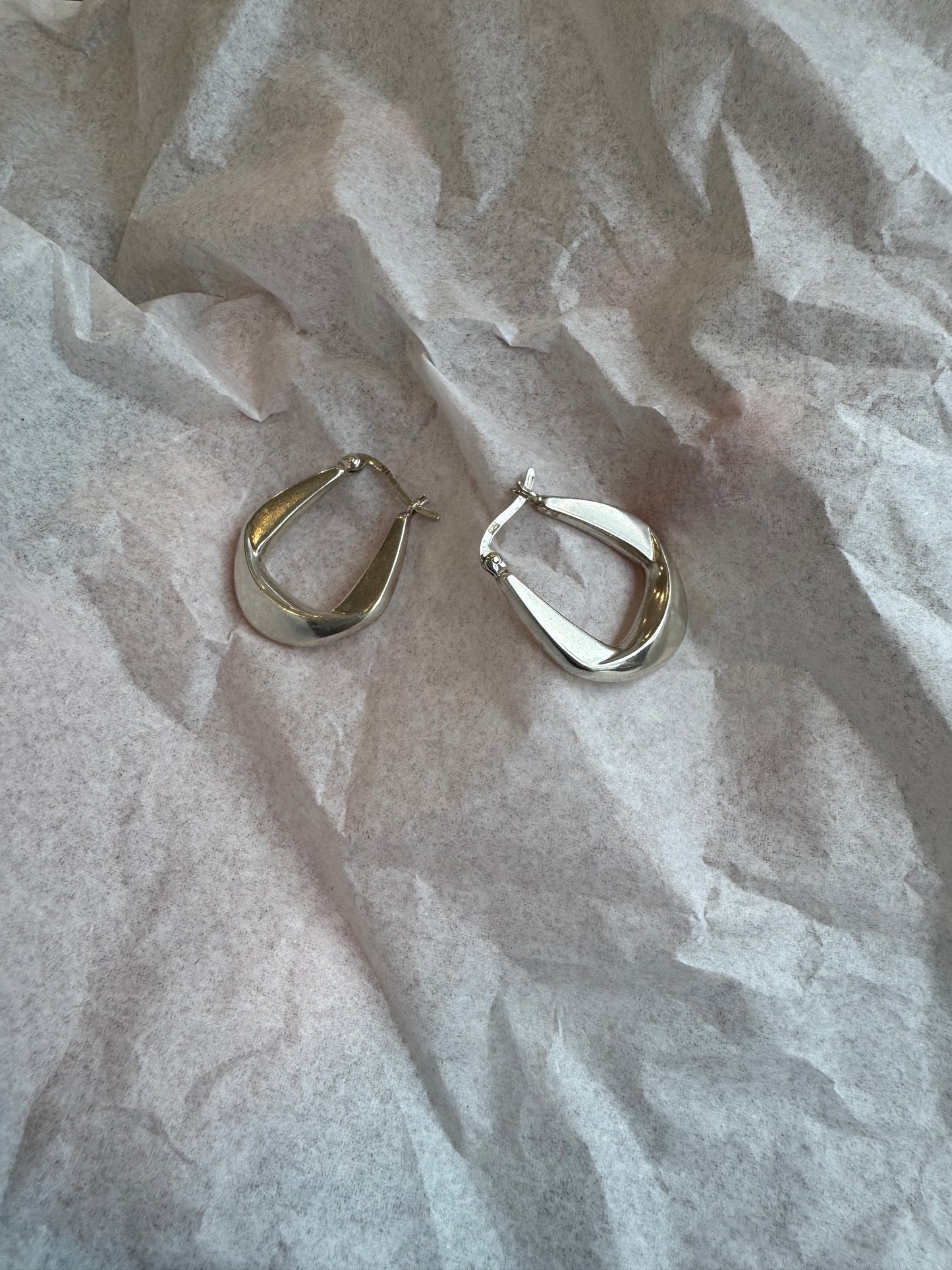 SACROSANCT FOLD HOOPS SILVER