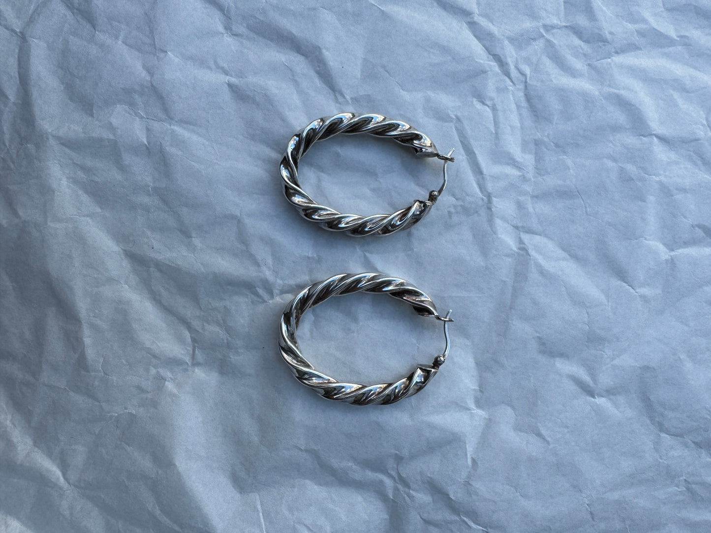 SACROSANCT CHUNKY TWISTED HOOP EARRINGS