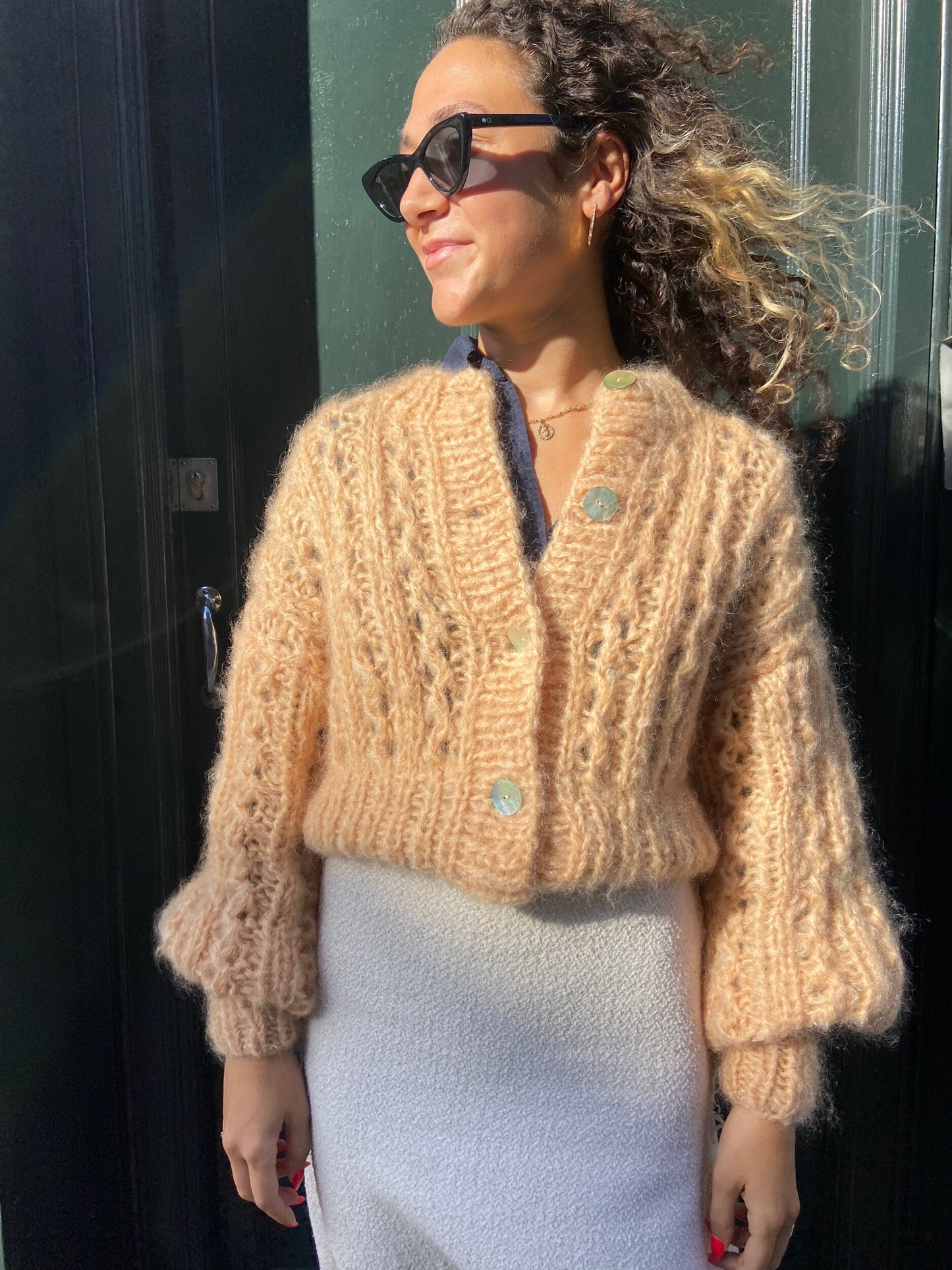 ROSEKUMO BEIGE MAMMA CARDIGAN