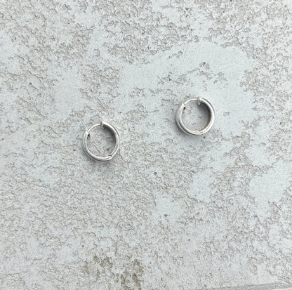 SACROSANCT SMALL HUGGY HOOP EARRINGS