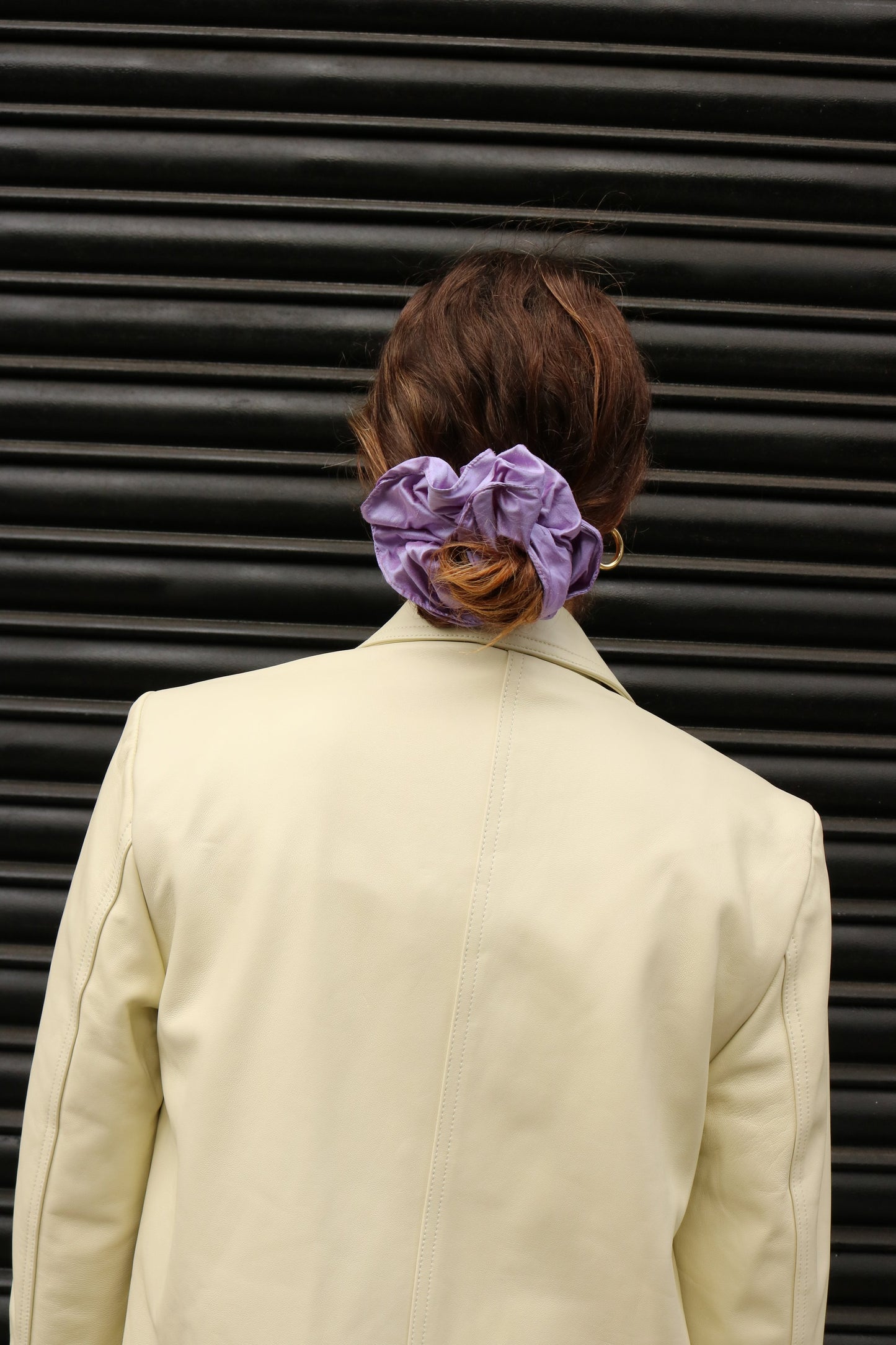 BIG SILK SCRUNCHIE LILAC