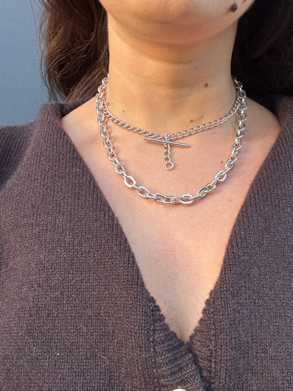 SACROSANCT ALBERT CHAIN T-BAR