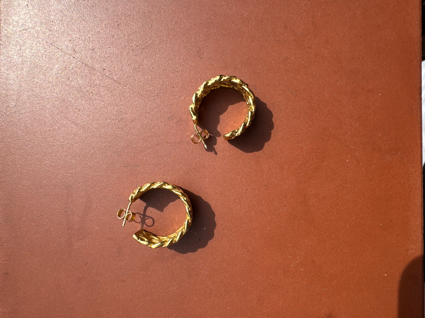 NODO CHUNKY WOVEN HOOPS BRASS