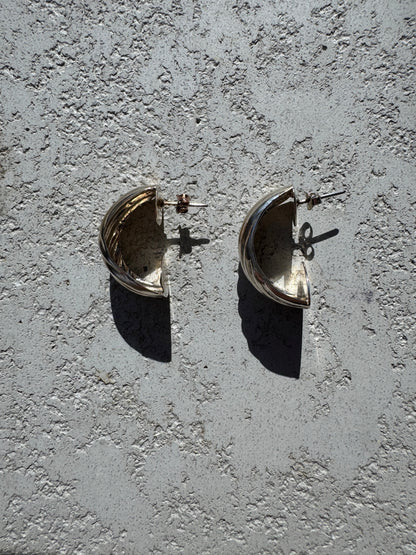 SACROSANCT TEXTURED RIB HOOP HUGGIES