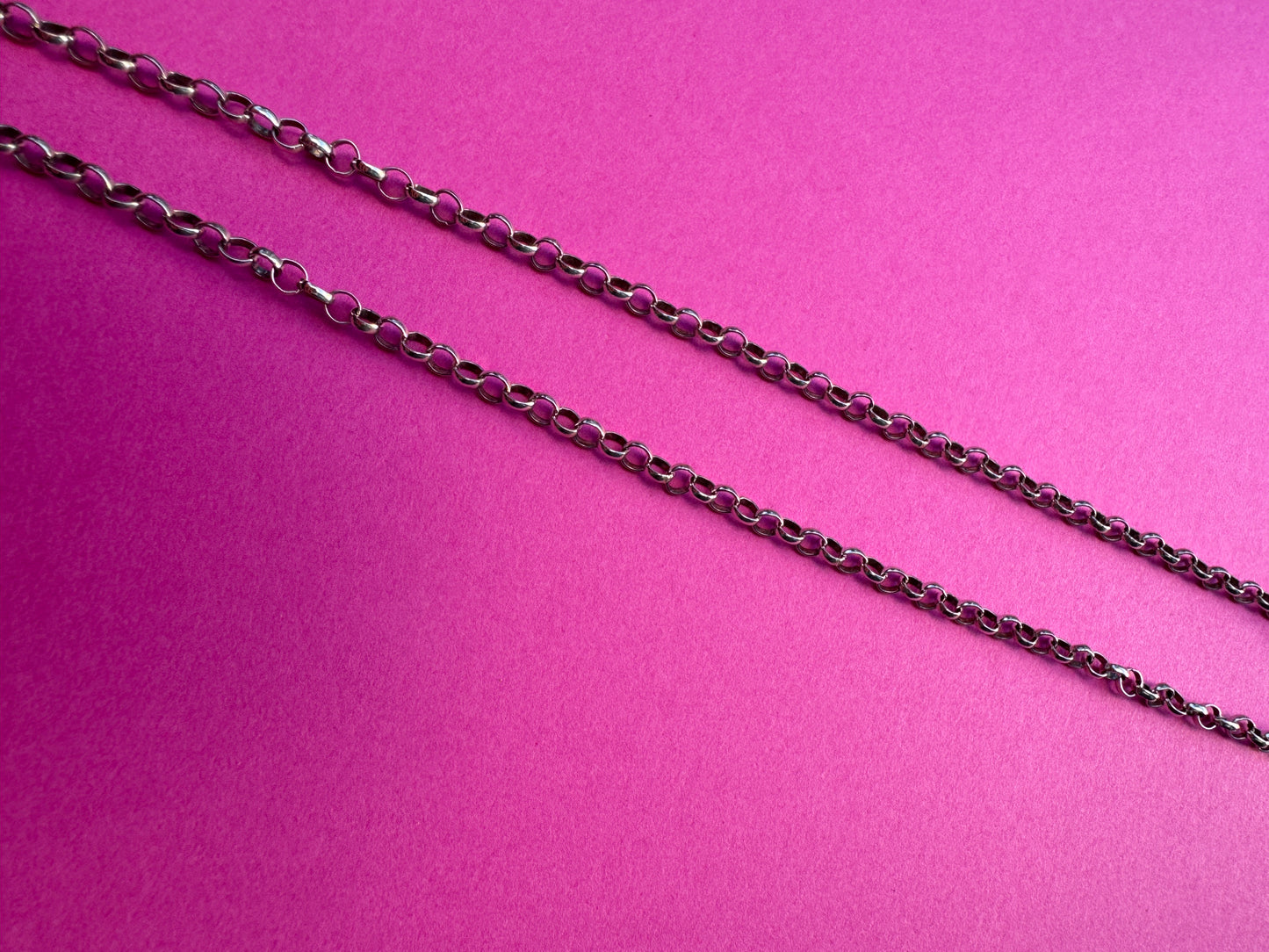 SACROSANCT MINI BELCHER NECKLACE