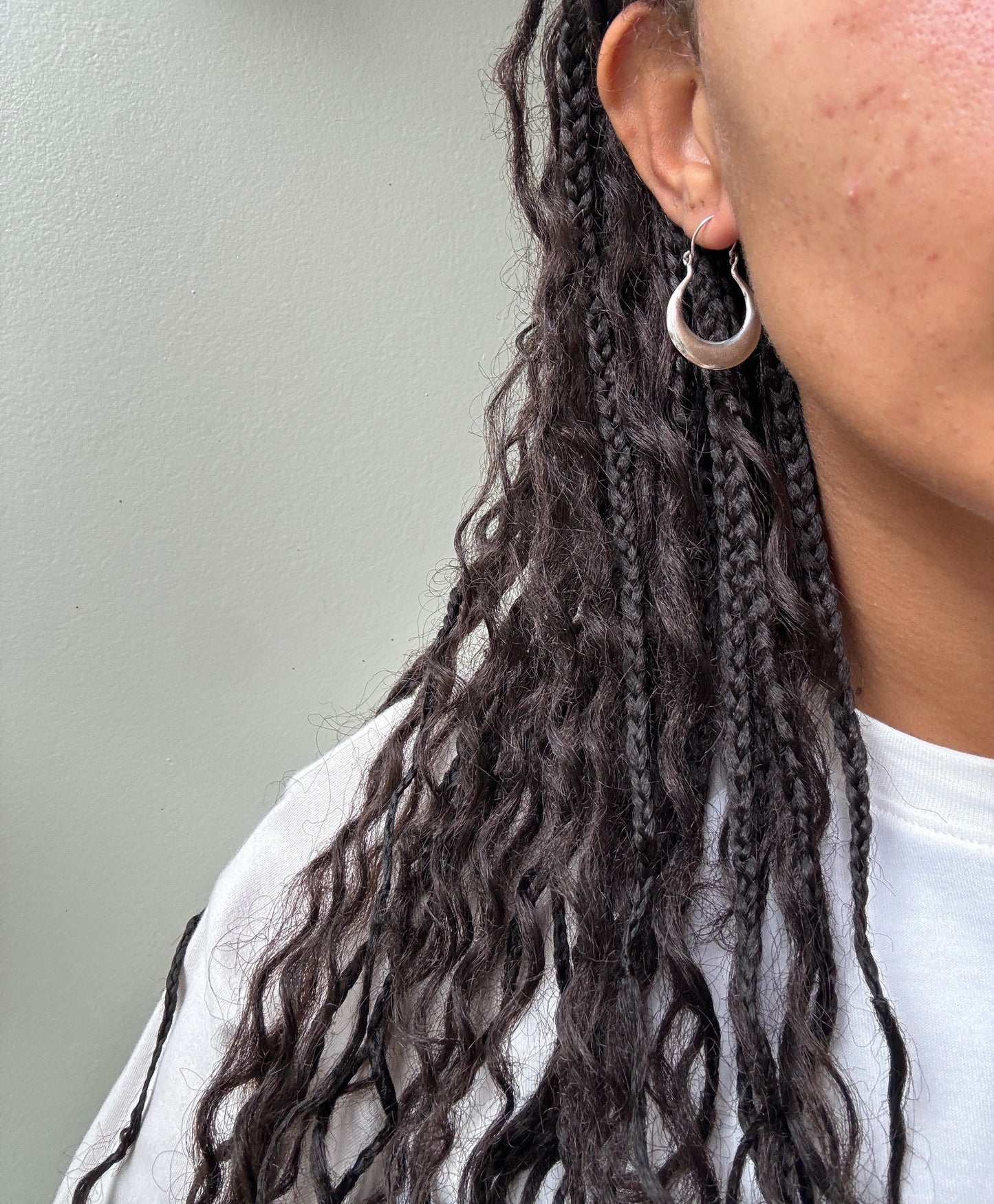 SANCROSANCT CRESCENT HOOP SILVER EARRINGS