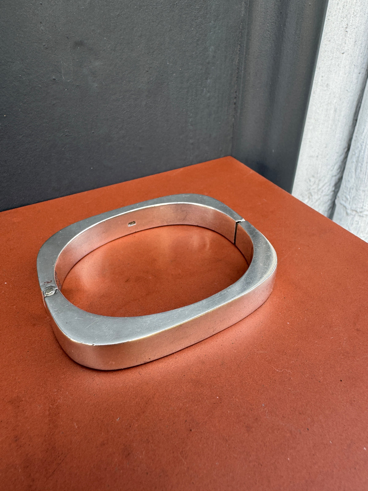 SACROSANCT OVAL BANGLE