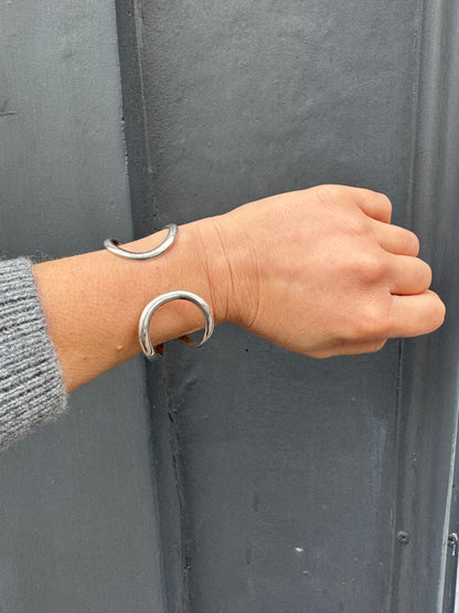 SACROSANCT SWIRLY BANGLE