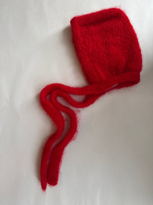 ROSEKUMO BONBON BONNET RED