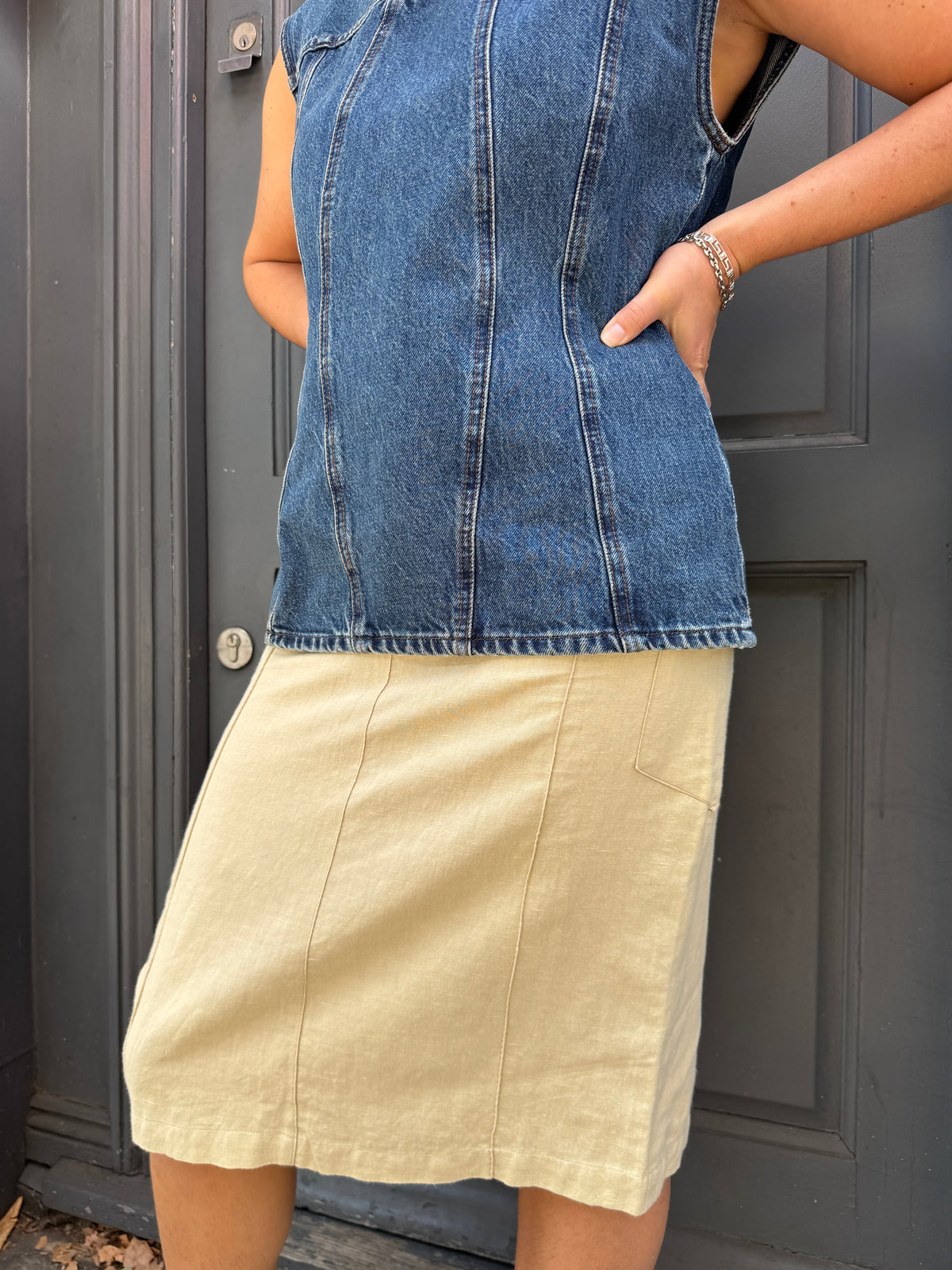 DALA CLOSED BACK TOP ARCHIVE BLUE