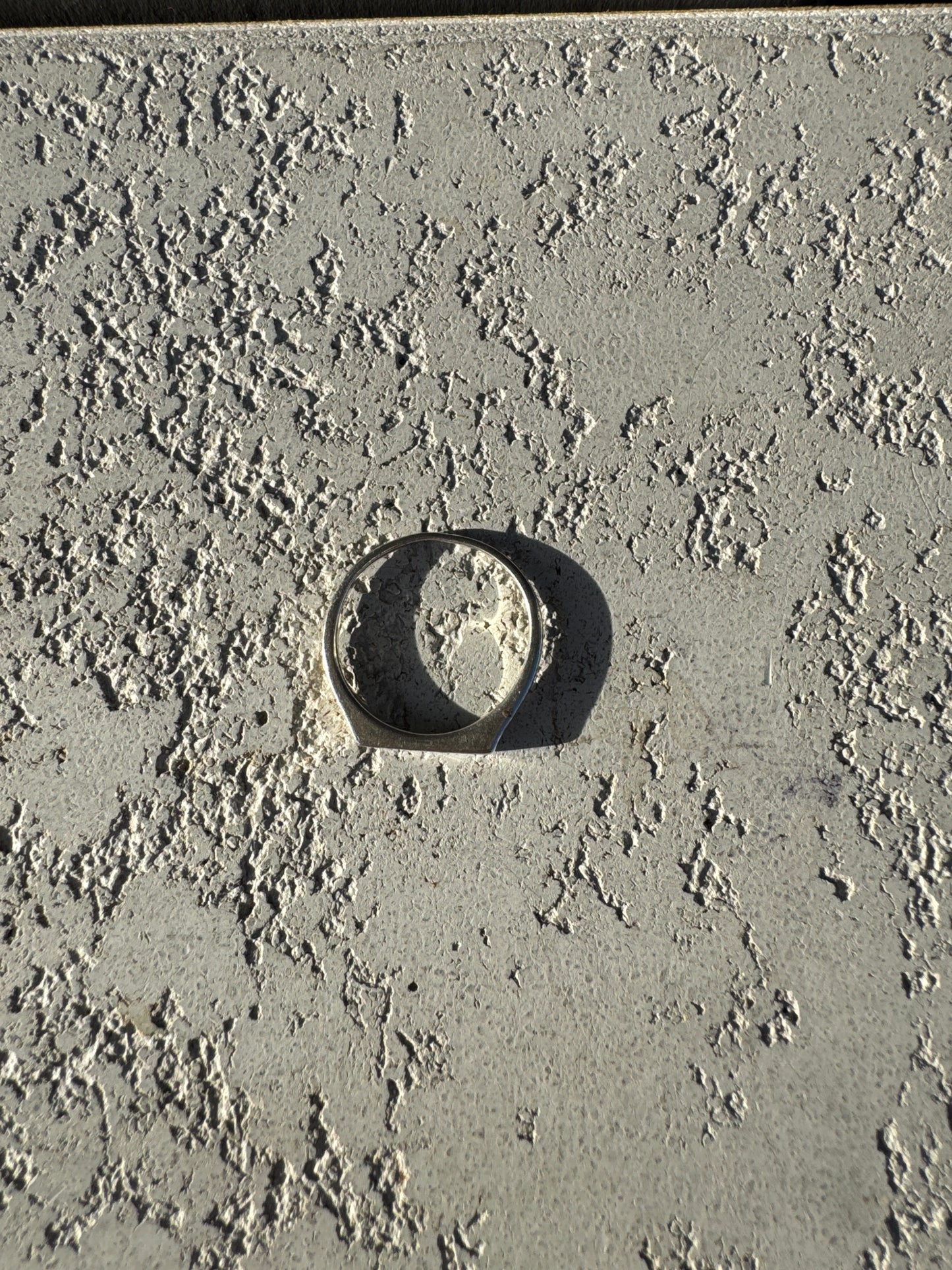 SACROSANCT SIMPLE STACKER RING