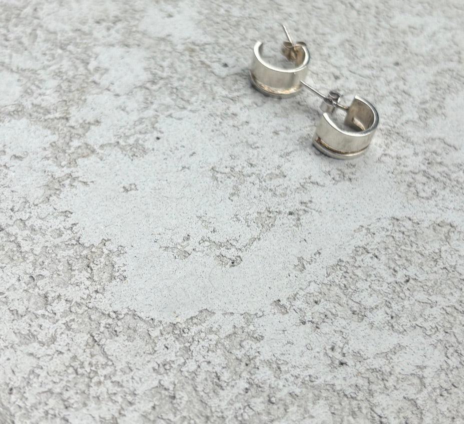 SACROSANCT MINI HOOP EARRINGS