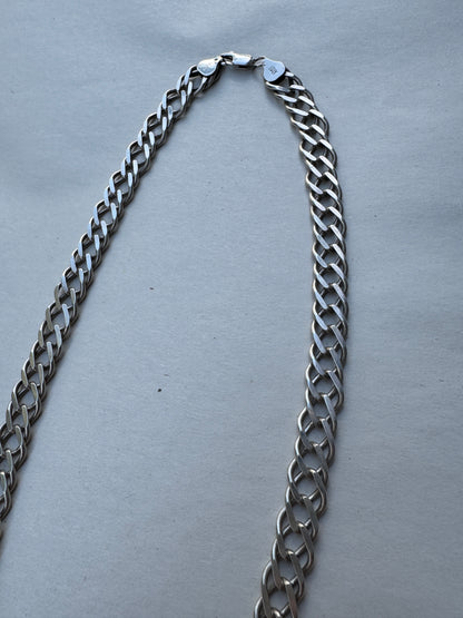 SACROSANCT TRIPLE LINKED CHAIN