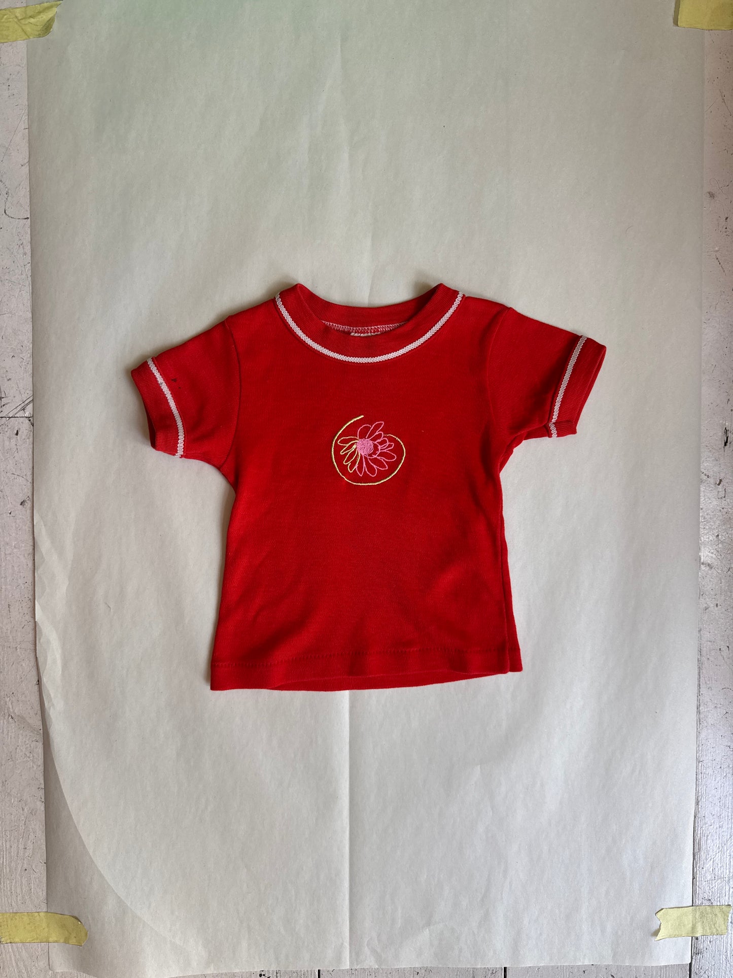 NO NEW TEE FLOWER SWIRL