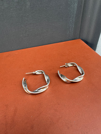 SACROSANCT SCULPTURAL TWISTED HOOPS