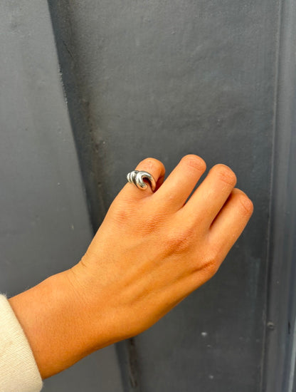 SANCROSANCT 925 SILVER TWIST RING