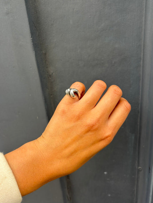 SANCROSANCT 925 SILVER TWIST RING