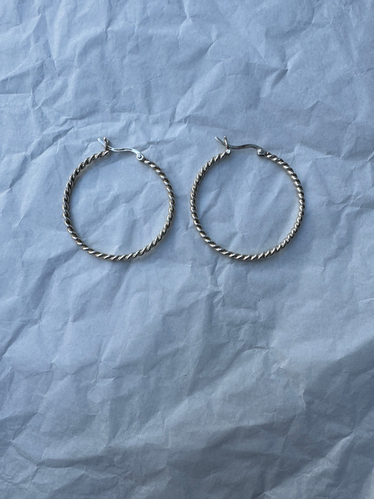 SACROSANCT TWISTED WIRE HOOP EARRINGS