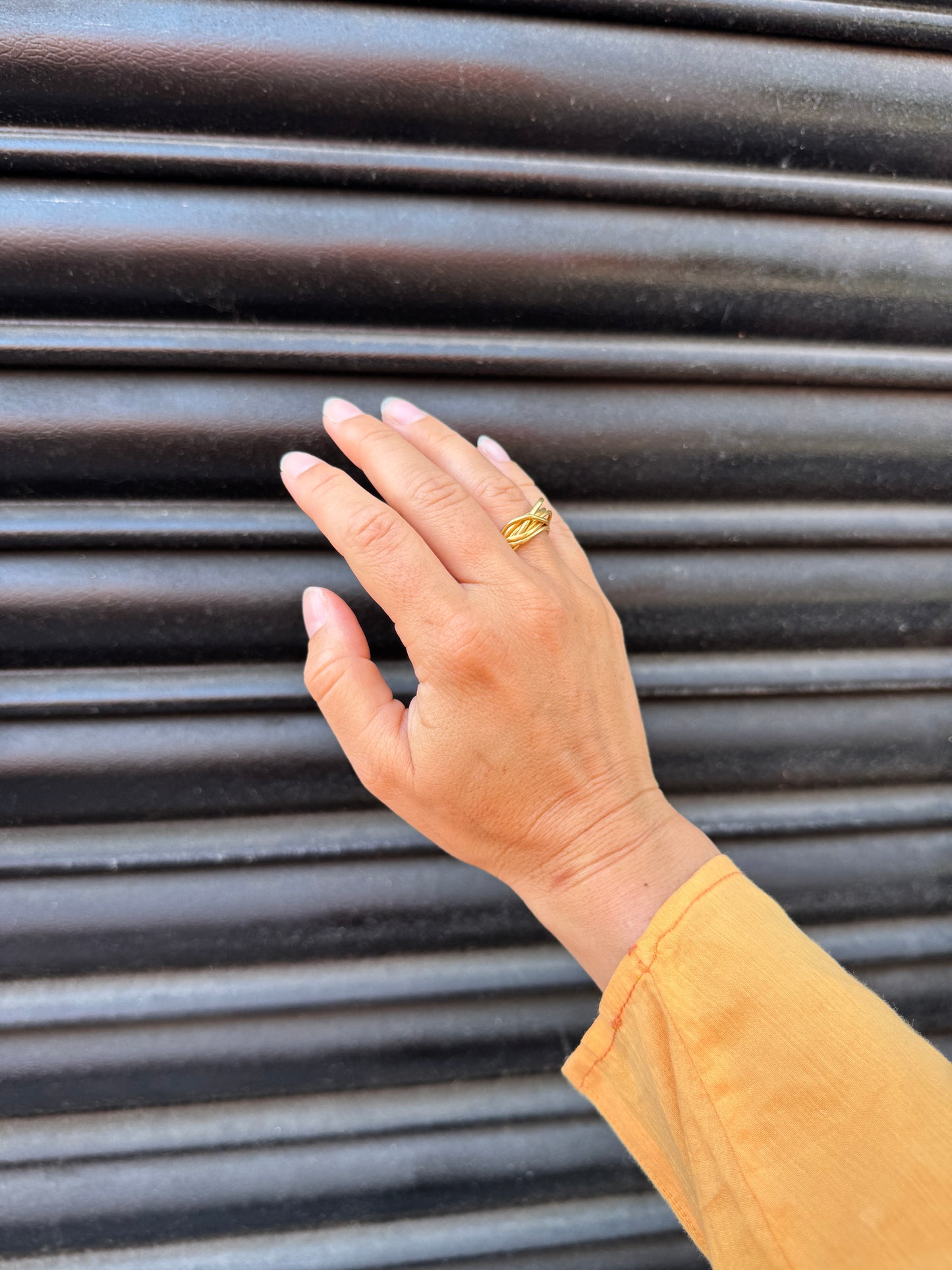 CAROLINA DE BARROS LIANA GOLD RING