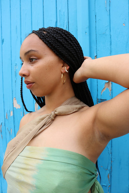 CAROLINA DE BARROS GOLD AND PEARL INGA EAR CUFF
