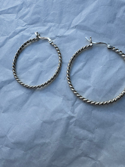 SACROSANCT TWISTED WIRE HOOP EARRINGS