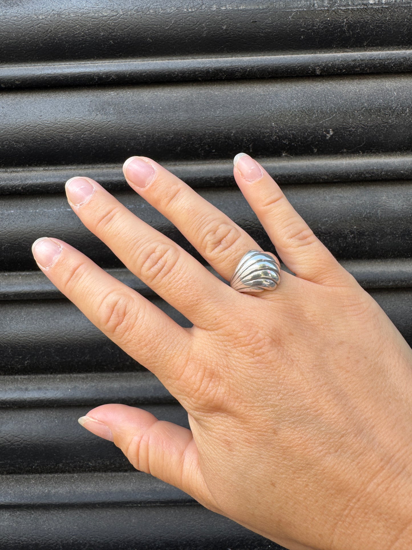 SACROSANCT TEXTURED SHELL RING