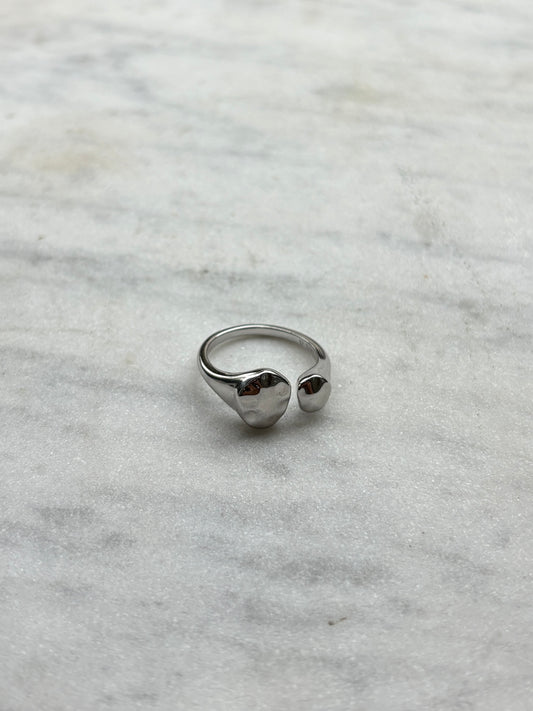 ARIYA VENUS CUFF RING SILVER