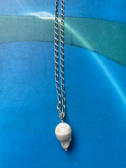 SACROSANCT STERLING SILVER AND PEARL PENDANT NECKLACE